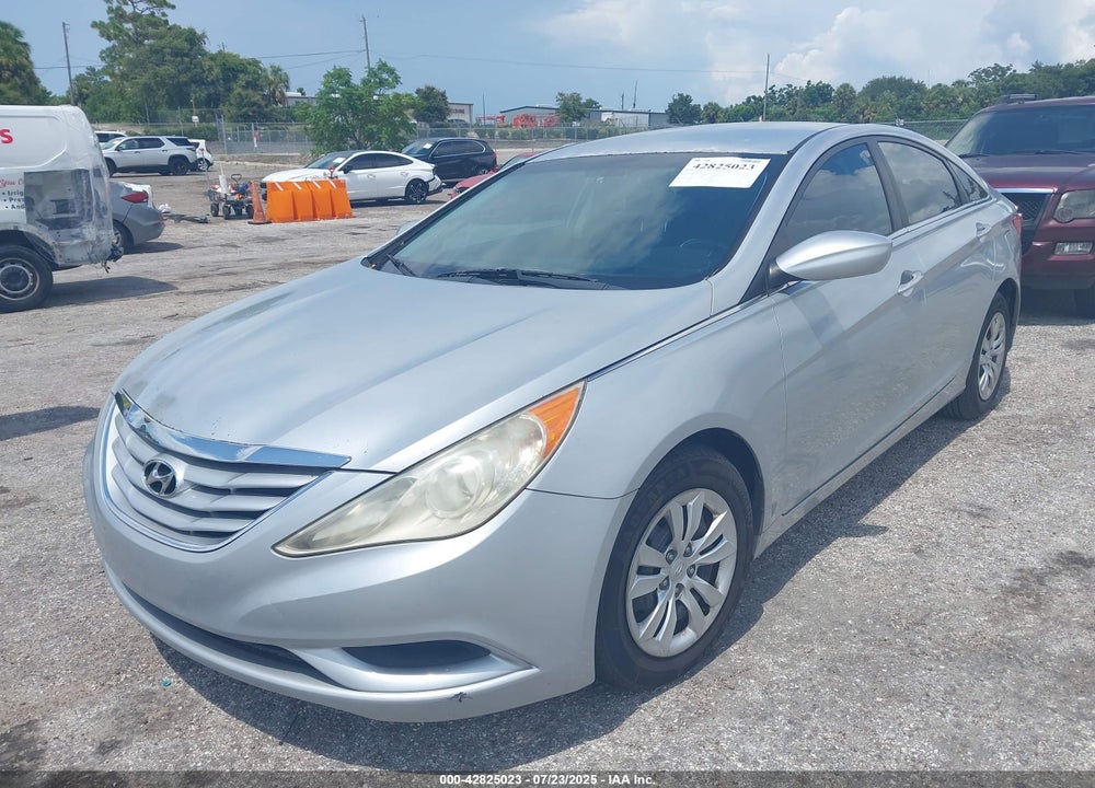 2011 HYUNDAI SONATA VIN: 5NPEB4AC0BH111931