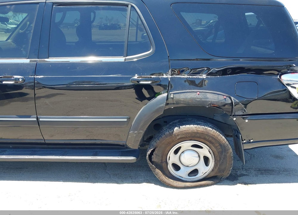 2005 TOYOTA SEQUOIA SR5 V8 VIN: 5TDZT34A35S260349