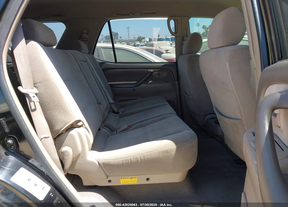 2005 TOYOTA SEQUOIA SR5 V8 VIN: 5TDZT34A35S260349