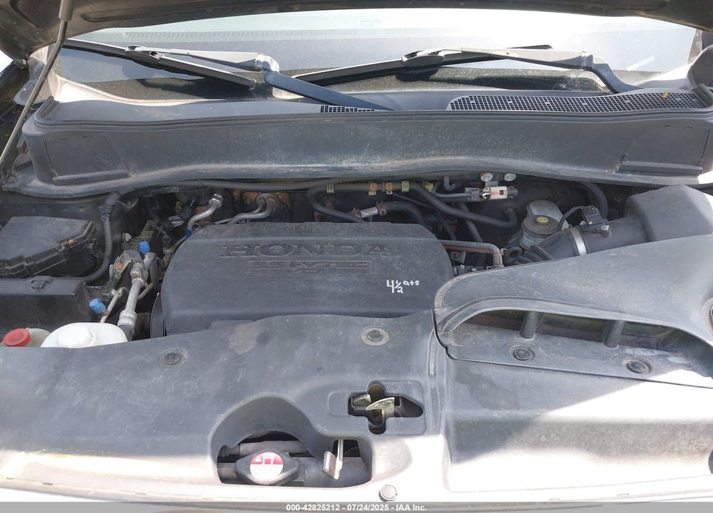 2011 HONDA PILOT VIN: 5FNYF4H40BB080517
