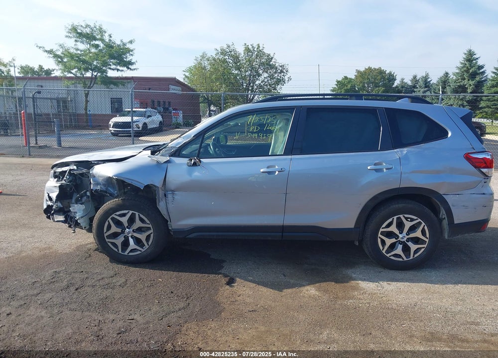 2021 SUBARU FORESTER VIN: JF2SKAFC2MH549959