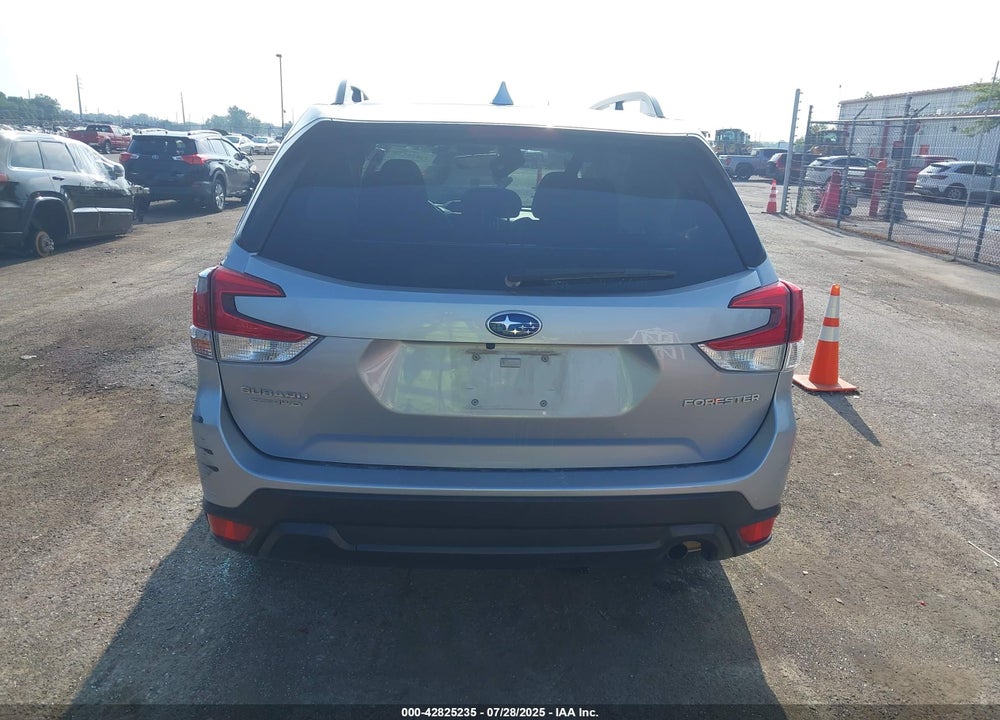 2021 SUBARU FORESTER VIN: JF2SKAFC2MH549959