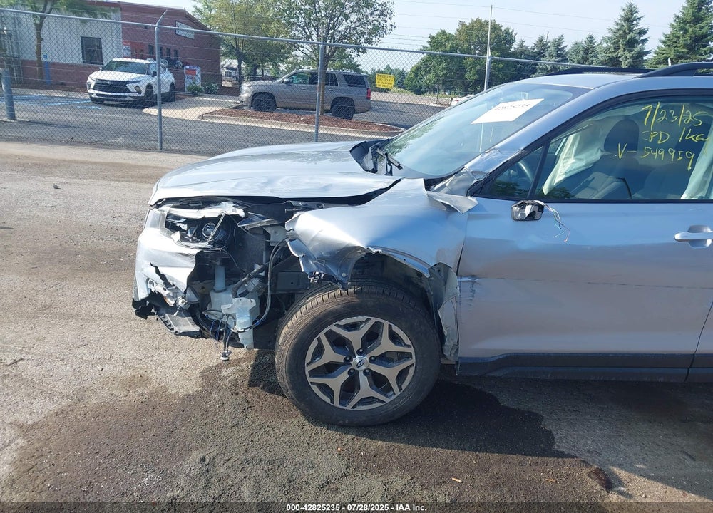 2021 SUBARU FORESTER VIN: JF2SKAFC2MH549959