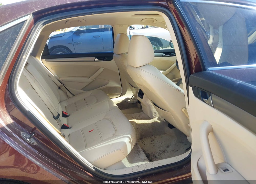 2014 VOLKSWAGEN PASSAT VIN: 1VWBN7A35EC004219