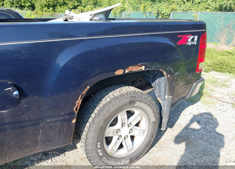 2011 GMC SIERRA 1500 VIN: 1GTR2VE39BZ136515