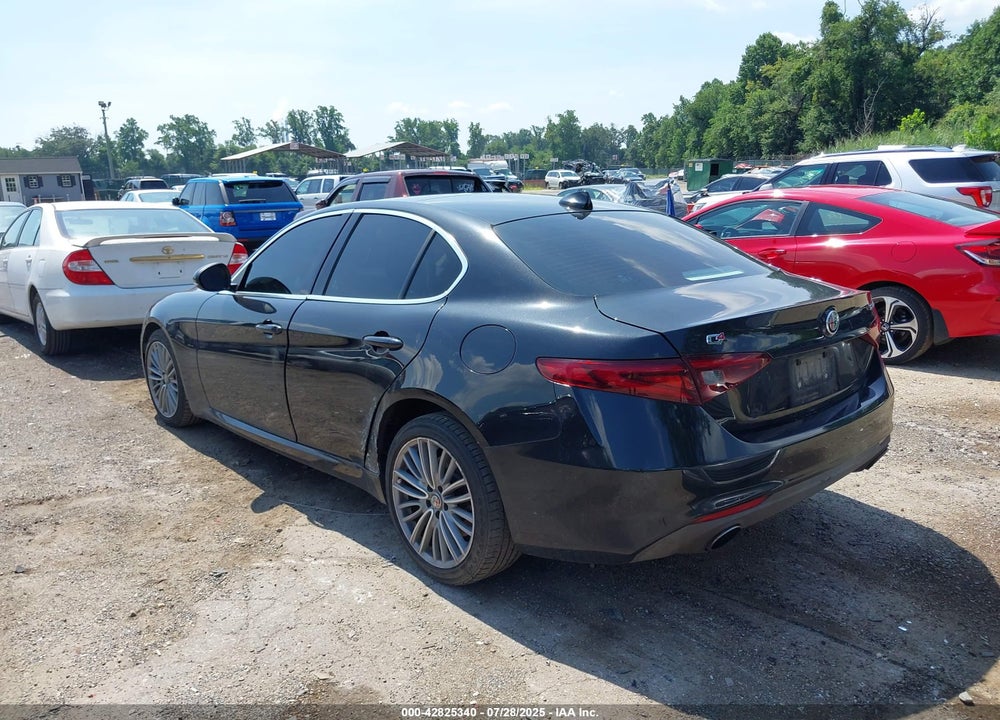 2017 ALFA ROMEO GIULIA VIN: ZARFAEEN9H7549293