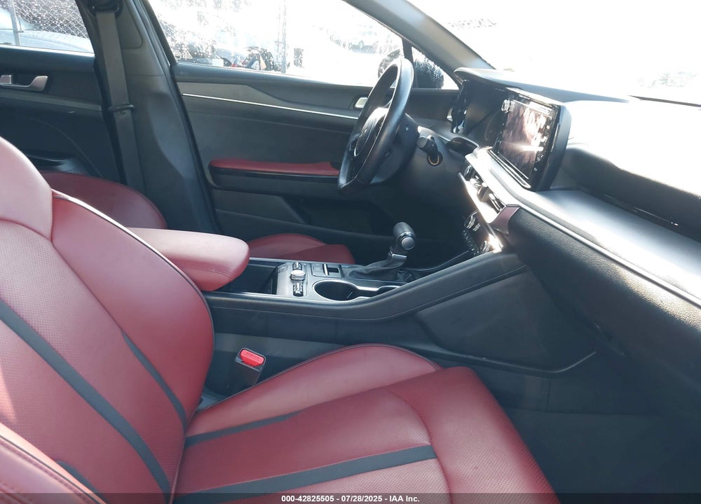 2024 KIA K5 VIN: 5XXG64J2XRG258476