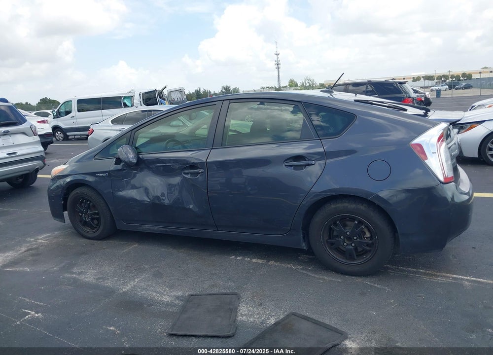 2012 TOYOTA PRIUS FOUR VIN: JTDKN3DU0C1575433