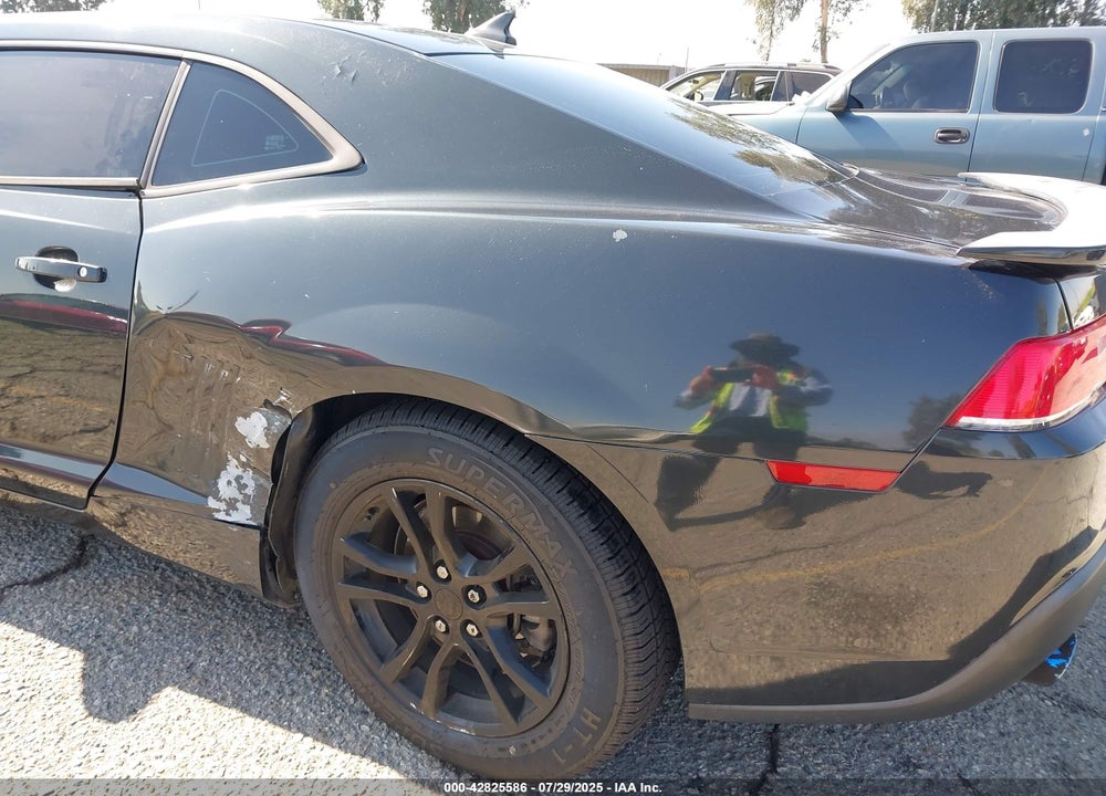 2015 CHEVROLET CAMARO VIN: 2G1FB1E39F9236067