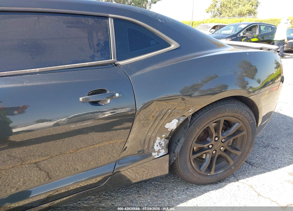 2015 CHEVROLET CAMARO VIN: 2G1FB1E39F9236067