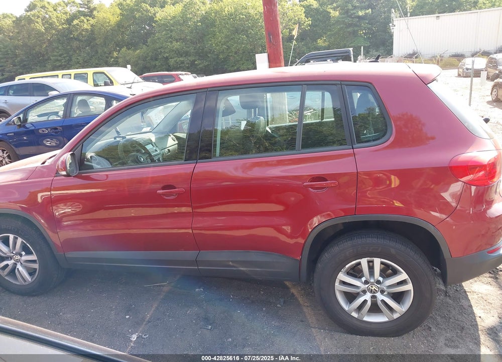 2012 VOLKSWAGEN TIGUAN VIN: WVGBV7AX6CW001360