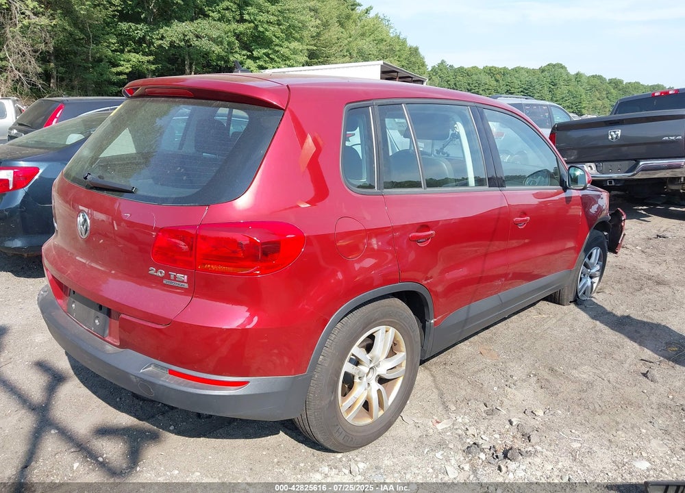 2012 VOLKSWAGEN TIGUAN VIN: WVGBV7AX6CW001360