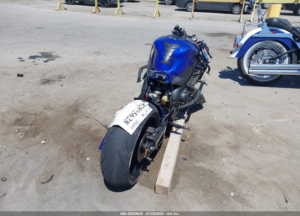 2005 YAMAHA YZFR1 C VIN: JYARN13Y45A002623