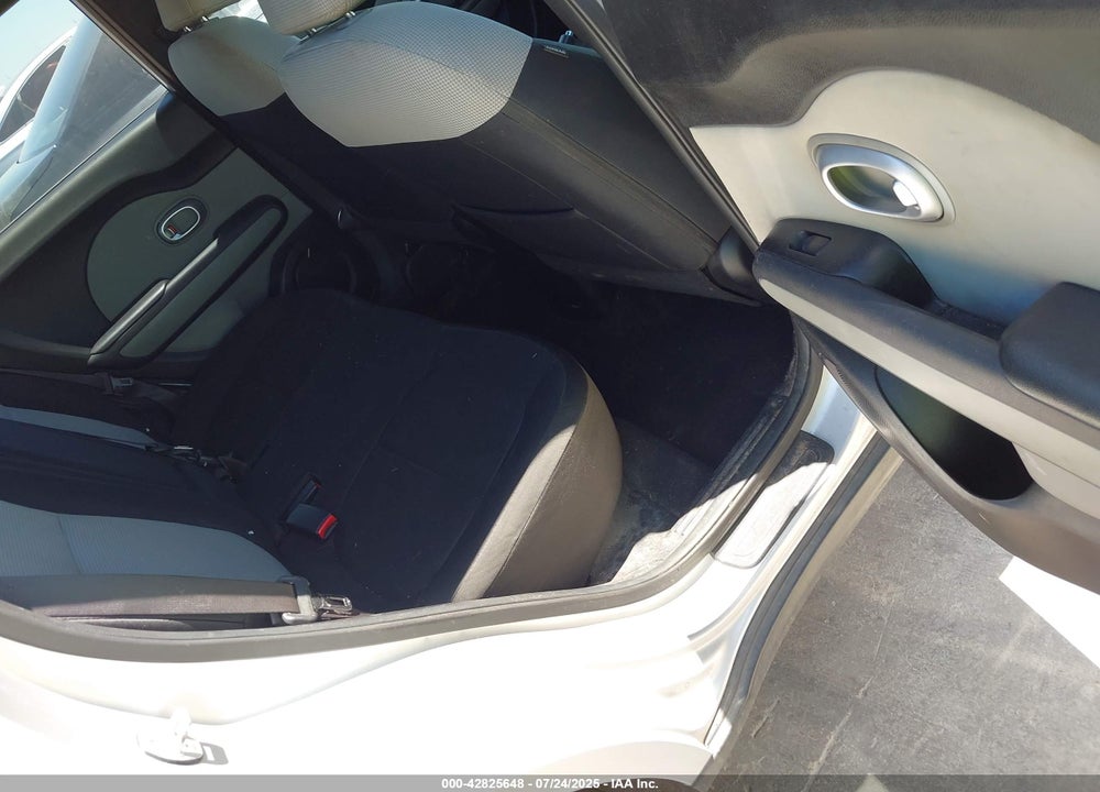 2014 KIA SOUL VIN: KNDJN2A24E7705299