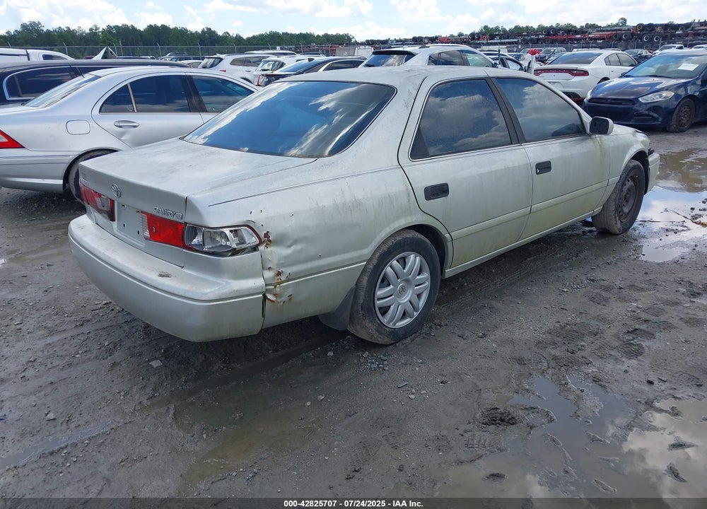 2001 TOYOTA CAMRY VIN: 4T1BG22K71U078196