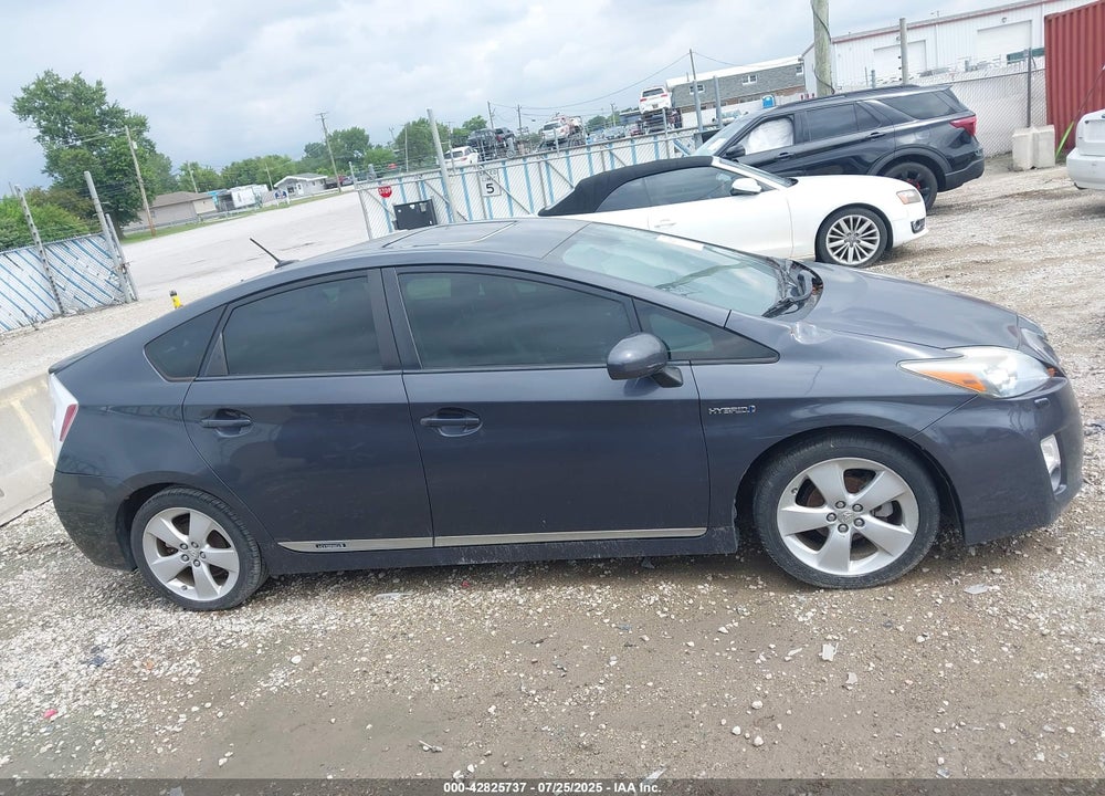2011 TOYOTA PRIUS VIN: JTDKN3DU1B5340496