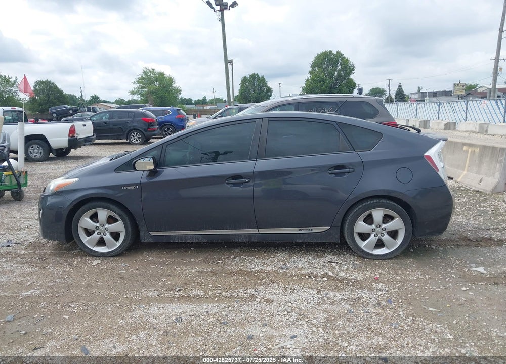 2011 TOYOTA PRIUS VIN: JTDKN3DU1B5340496