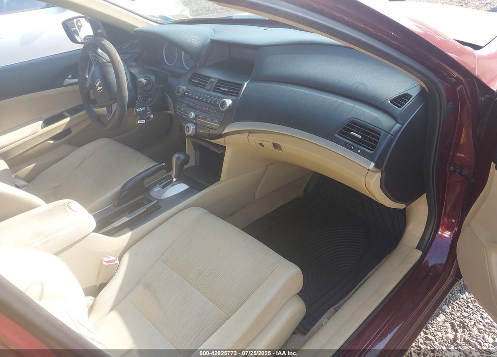 2011 HONDA ACCORD VIN: 1HGCP2F30BA055729