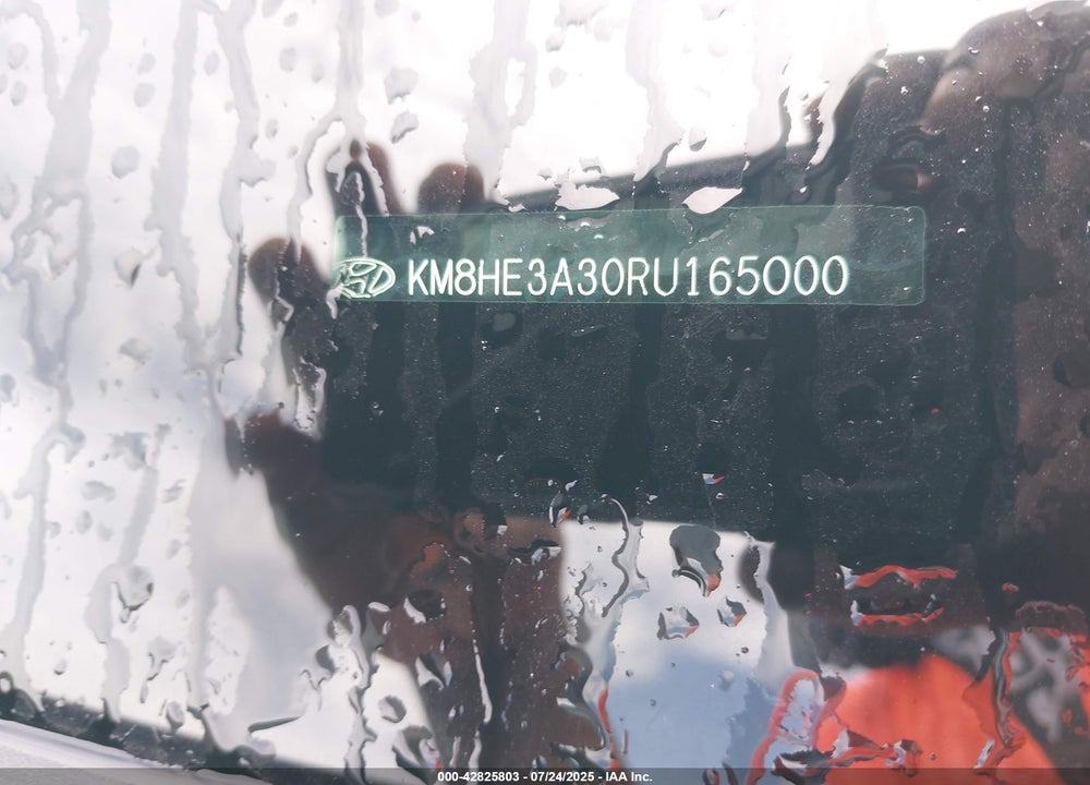 2024 HYUNDAI KONA VIN: KM8HE3A30RU165000
