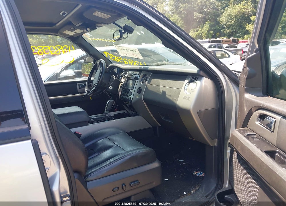 2011 FORD EXPEDITION LIMITED VIN: 1FMJU2A57BEF19529