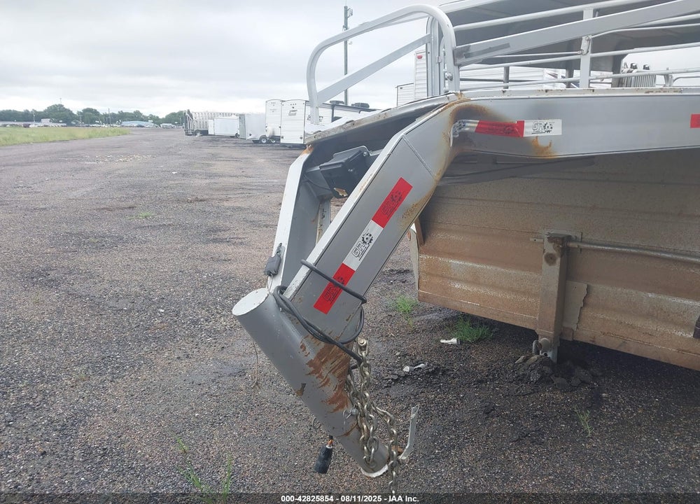 2015 GR LIVESTOCK TRAILER VIN: 3BZGP2024FC002974