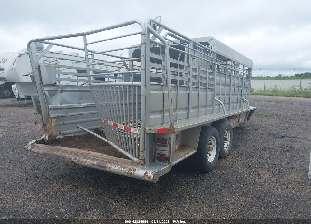 2015 GR LIVESTOCK TRAILER VIN: 3BZGP2024FC002974