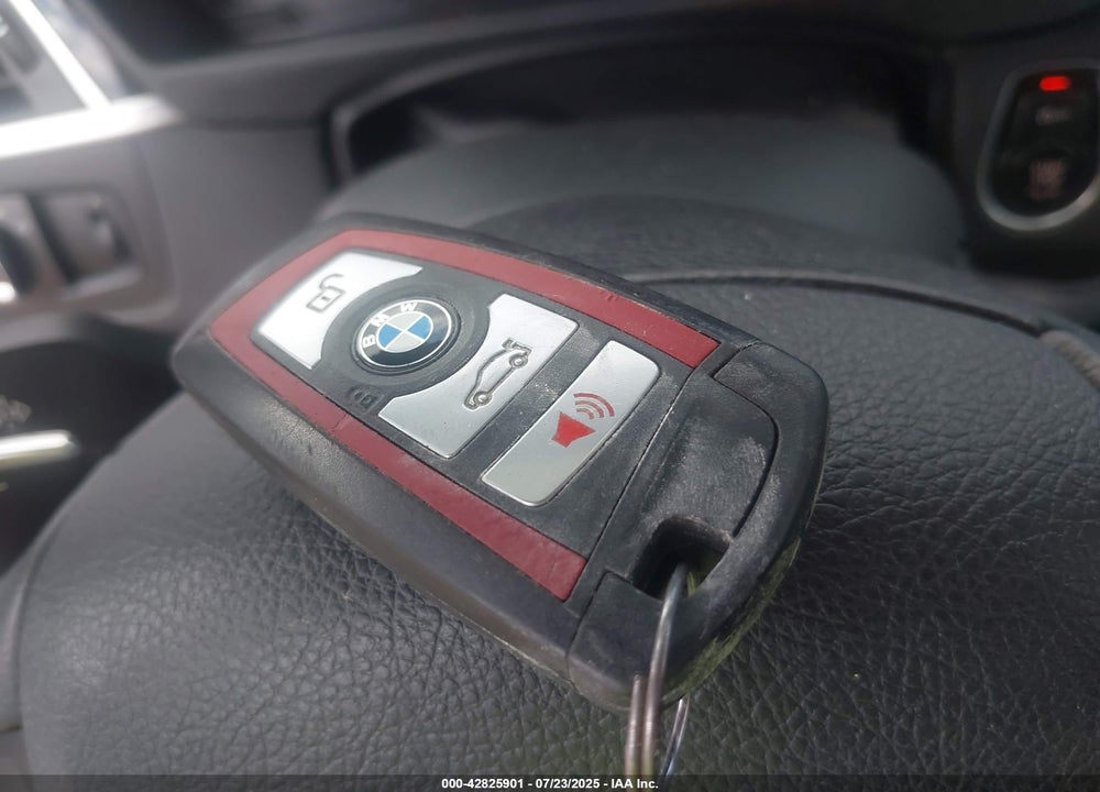 2018 BMW 3 SERIES VIN: WBA8Z9C59JG827568
