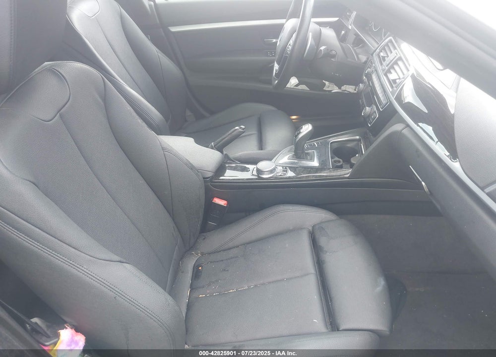 2018 BMW 3 SERIES VIN: WBA8Z9C59JG827568
