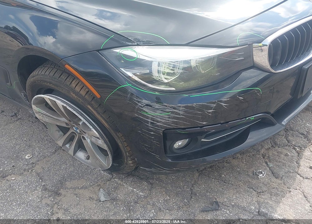 2018 BMW 3 SERIES VIN: WBA8Z9C59JG827568