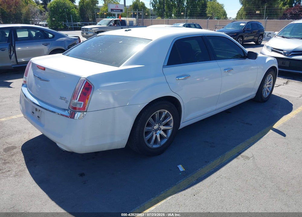 2014 CHRYSLER 300 VIN: 2C3CCAET4EH169846