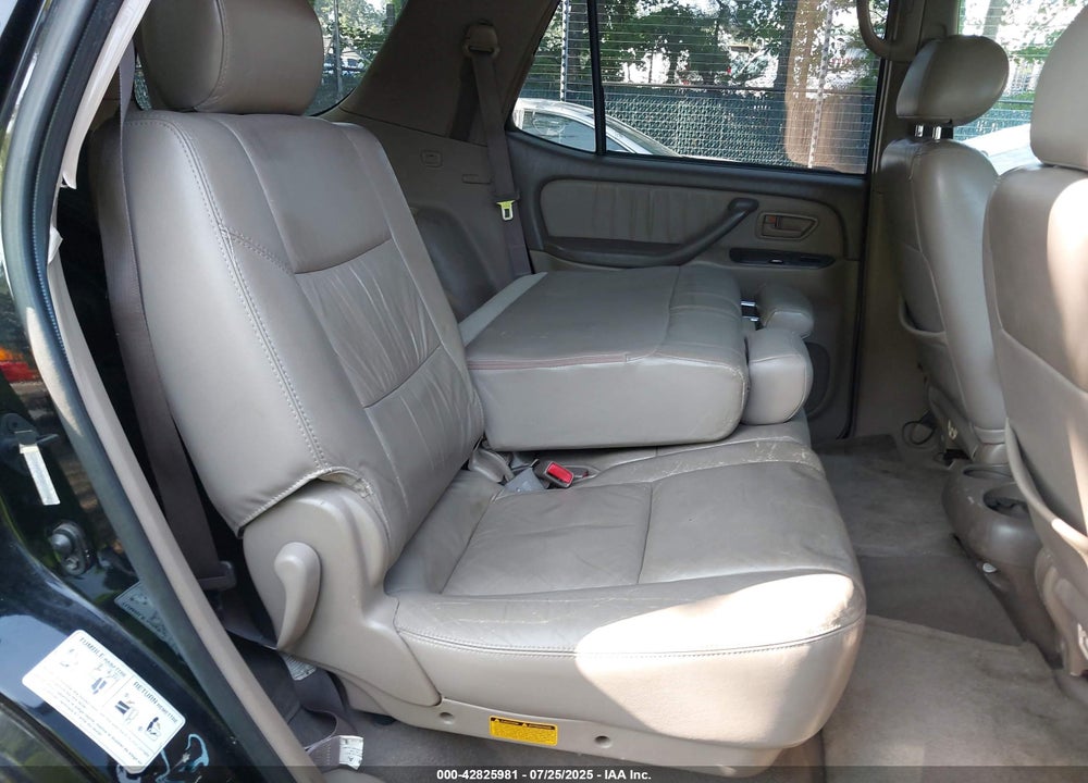 2002 TOYOTA SEQUOIA VIN: 5TDBT48A12S122466