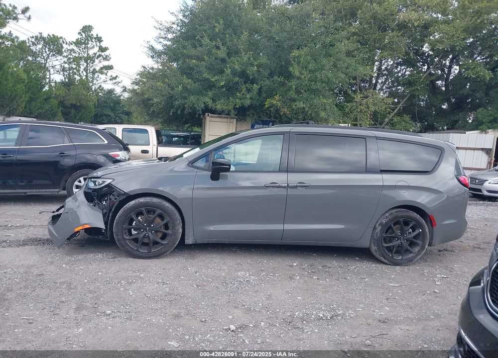 2025 CHRYSLER PACIFICA VIN: 2C4RC1GG2SR524606