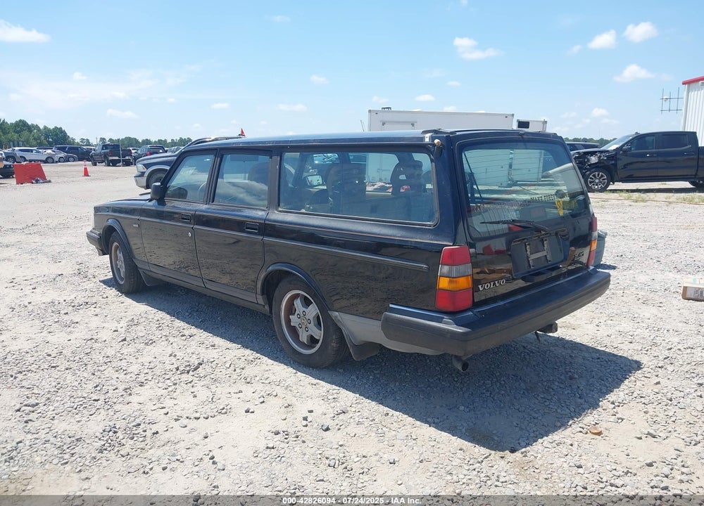 1992 VOLVO 240 VIN: YV1AW8807N1918524