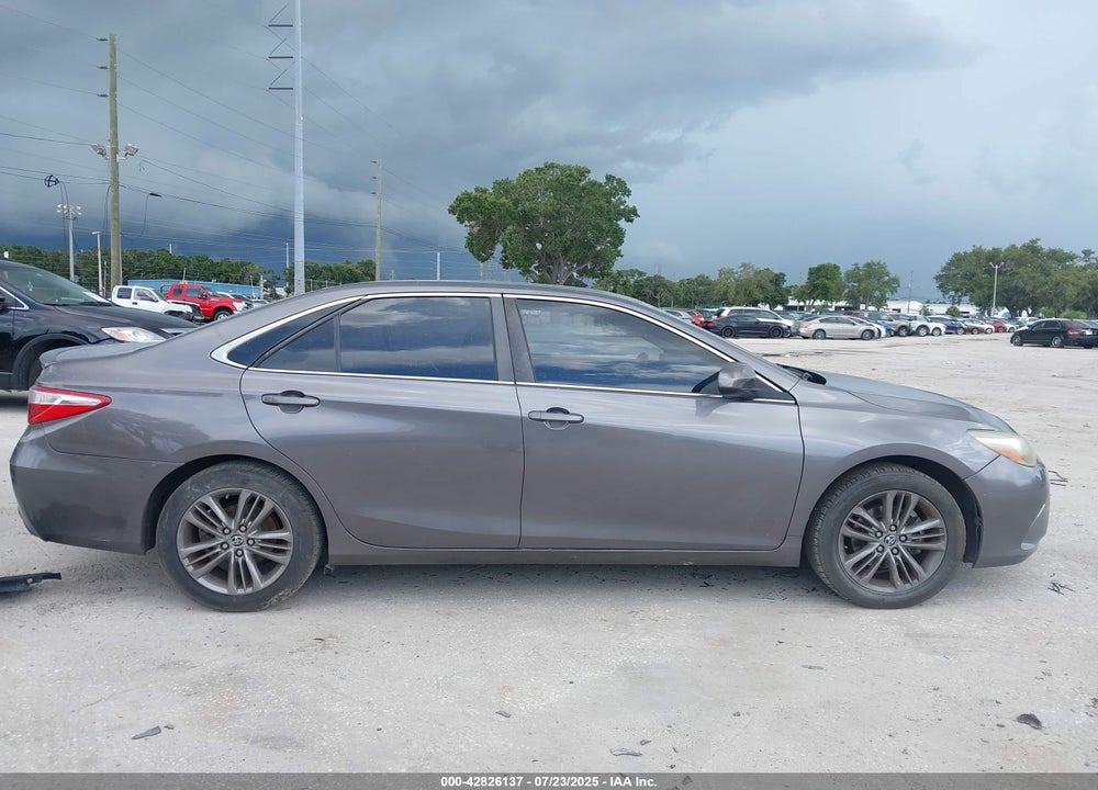 2015 TOYOTA CAMRY SE VIN: 4T1BF1FK5FU101120