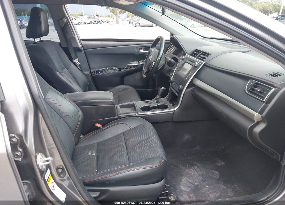 2015 TOYOTA CAMRY SE VIN: 4T1BF1FK5FU101120