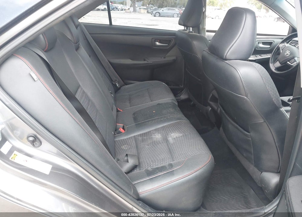 2015 TOYOTA CAMRY SE VIN: 4T1BF1FK5FU101120