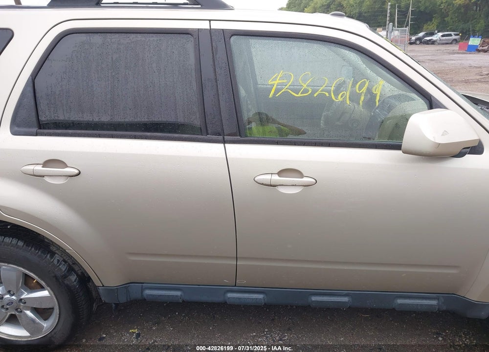 2010 FORD ESCAPE VIN: 1FMCU0EG8AKD25861