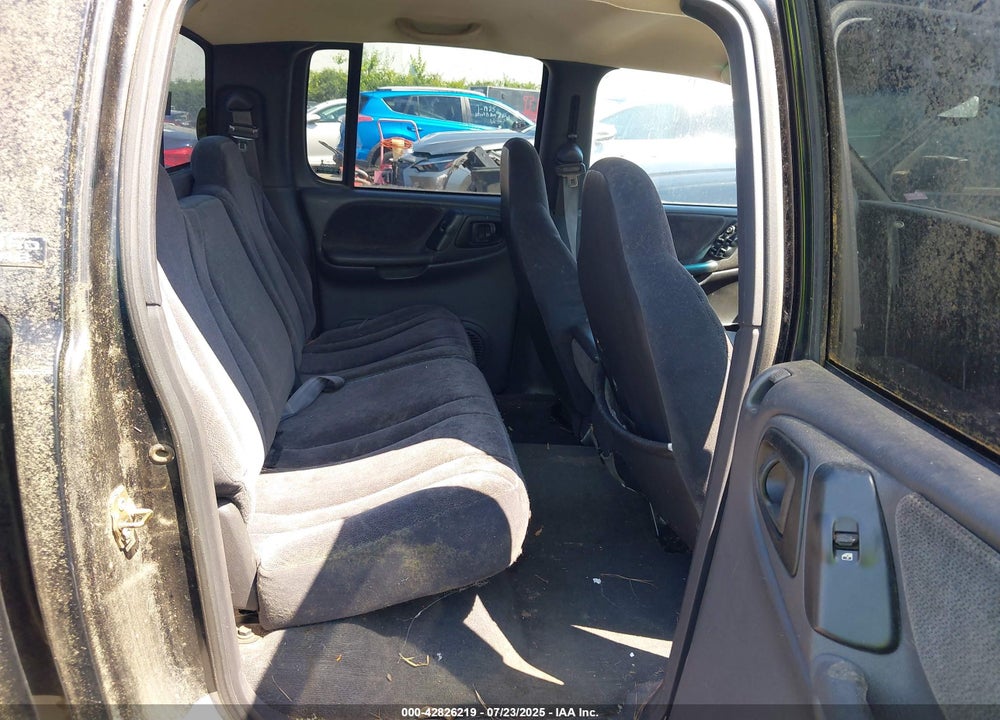 2000 DODGE DAKOTA SLT/SPORT VIN: 1B7GL2AZ1YS730255