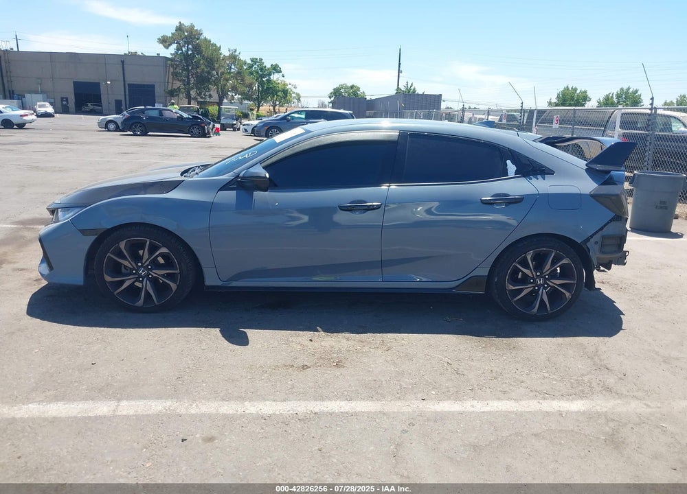 2018 HONDA CIVIC VIN: SHHFK7H40JU424204