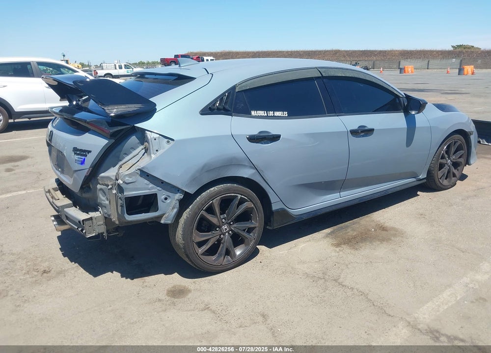 2018 HONDA CIVIC VIN: SHHFK7H40JU424204