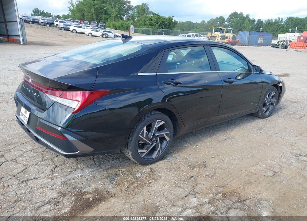 2025 HYUNDAI ELANTRA VIN: KMHLS4DG3SU975637