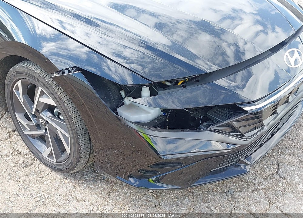 2025 HYUNDAI ELANTRA VIN: KMHLS4DG3SU975637