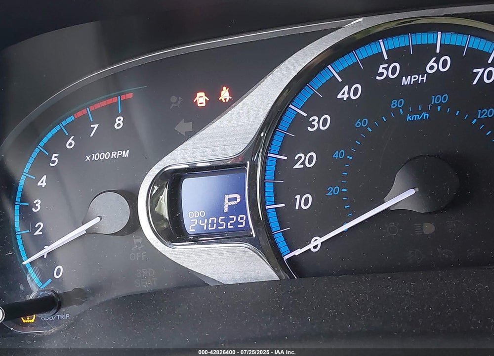 2011 TOYOTA SIENNA VIN: 5TDYK3DC1BS085563