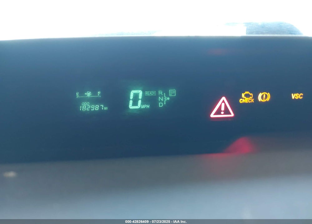2005 TOYOTA PRIUS VIN: JTDKB20U153061171