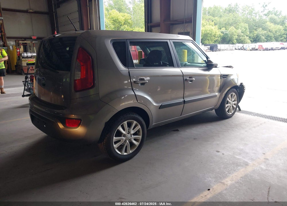 2012 KIA SOUL VIN: KNDJT2A60C7412313