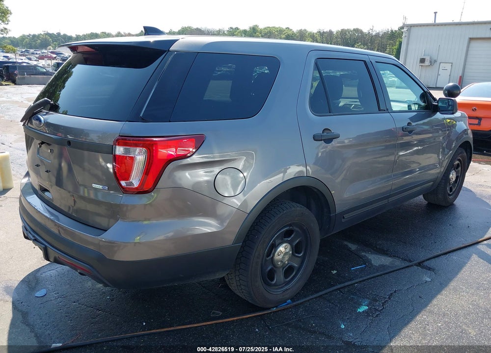 2017 FORD POLICE INTERCEPTOR SEDAN VIN: 1FM5K8AR0HGE25745