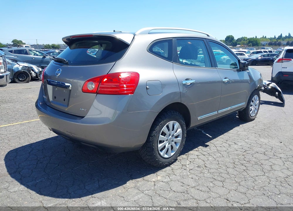 2015 NISSAN ROGUE VIN: JN8AS5MV3FW757325