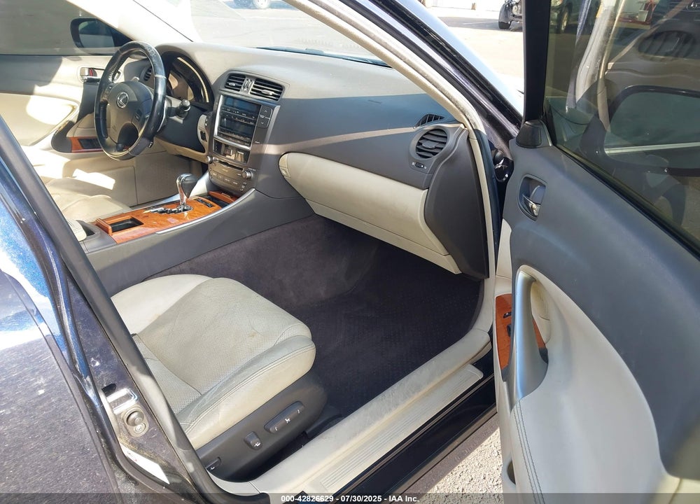 2009 LEXUS IS 250 VIN: JTHBK262592092259