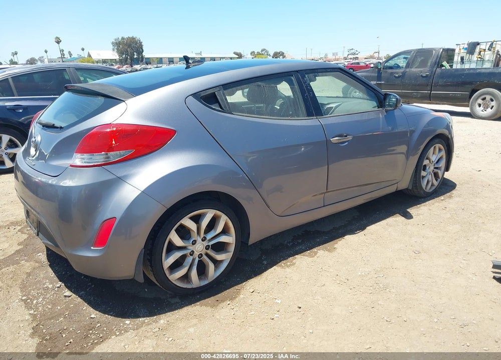 2013 HYUNDAI VELOSTER VIN: KMHTC6AD1DU175604