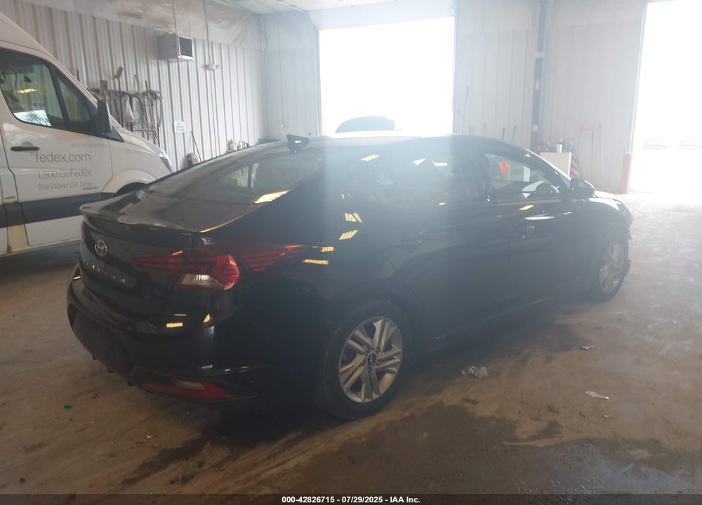 2020 HYUNDAI ELANTRA VIN: 5NPD84LF9LH581684